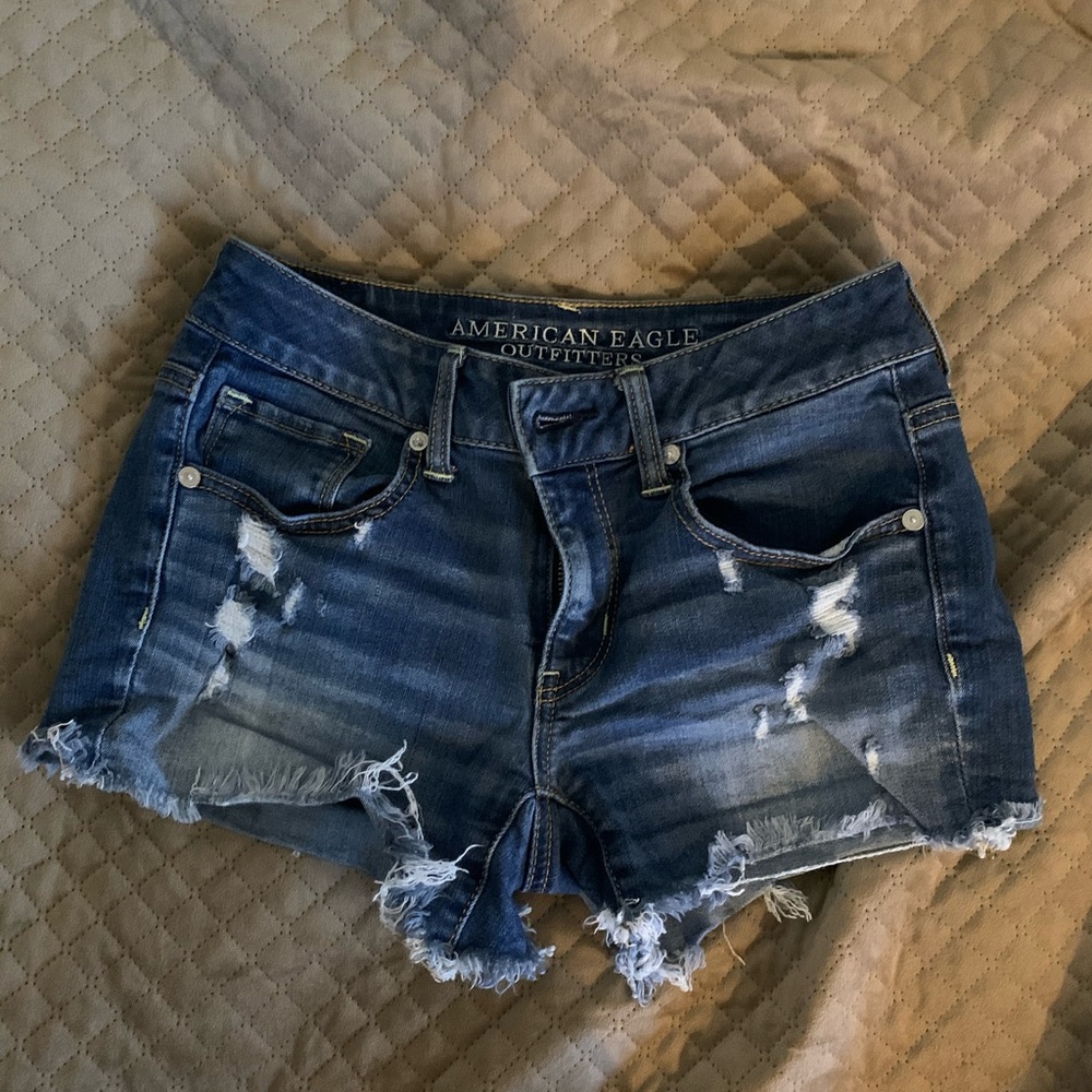 american eagle super stretch shorts !